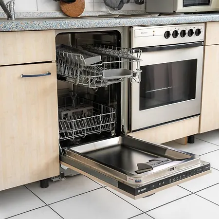 Lichtdurchflutetes Raumwunder, 115qm, 2 Stoeckig Appartamento