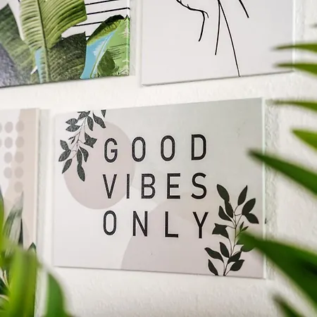 Lichtdurchflutetes Raumwunder, 115qm, 2 Stoeckig Appartamento *