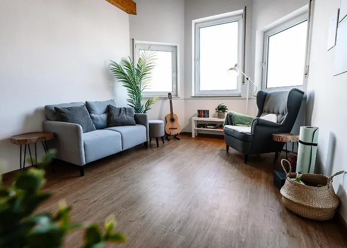 Lichtdurchflutetes Raumwunder, 115qm, 2 Stoeckig Apartman Bensheim